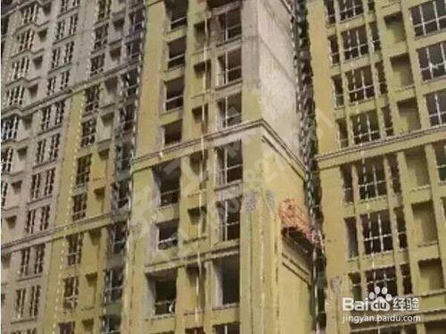 彩鋼夾心巖棉板4大優(yōu)勢 彩鋼夾心巖棉板4大優(yōu)勢