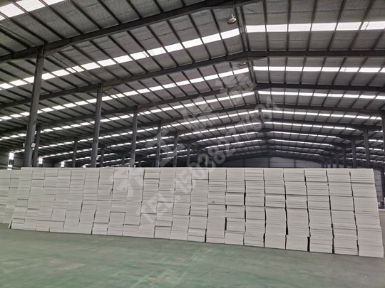 水泥發(fā)泡保溫板使用時(shí)不得忽視的2個(gè)問題 水泥發(fā)泡保溫板使用時(shí)不得忽視的2個(gè)問題