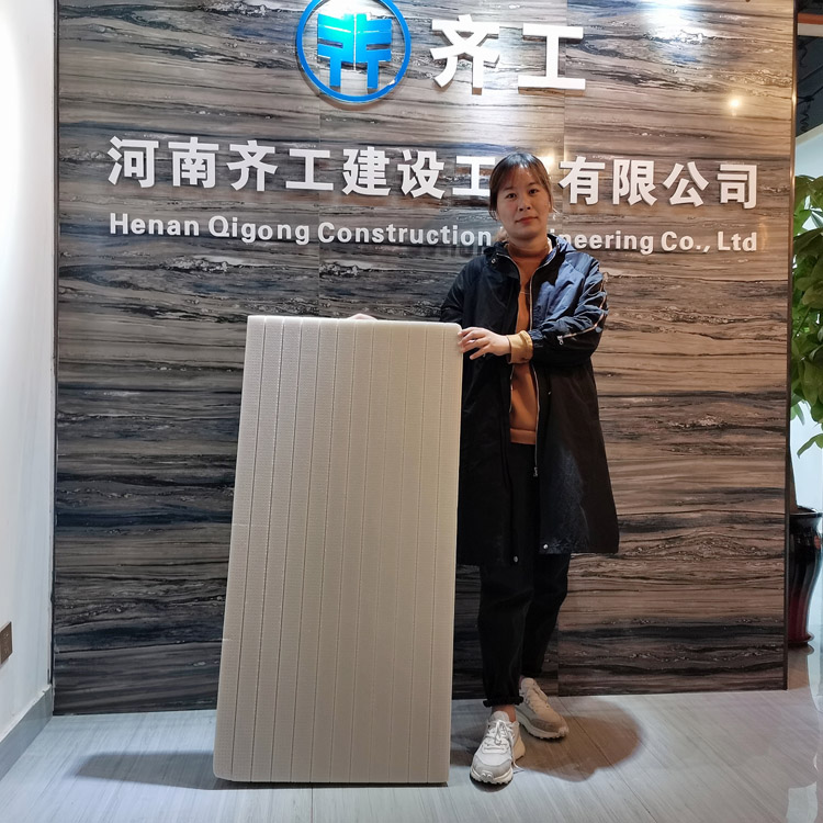 擠塑板生產(chǎn)工藝介紹 擠塑板生產(chǎn)工藝介紹